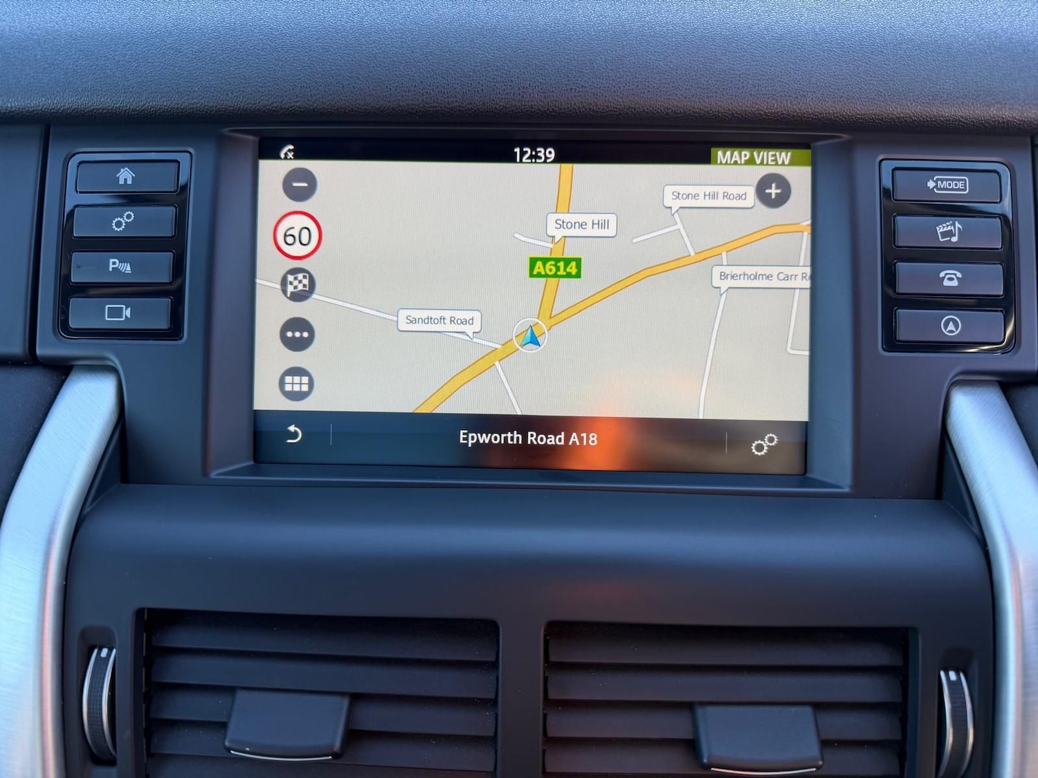 Used Land Rover Discovery Sport 2015 for sale - 77169447: Photo 12