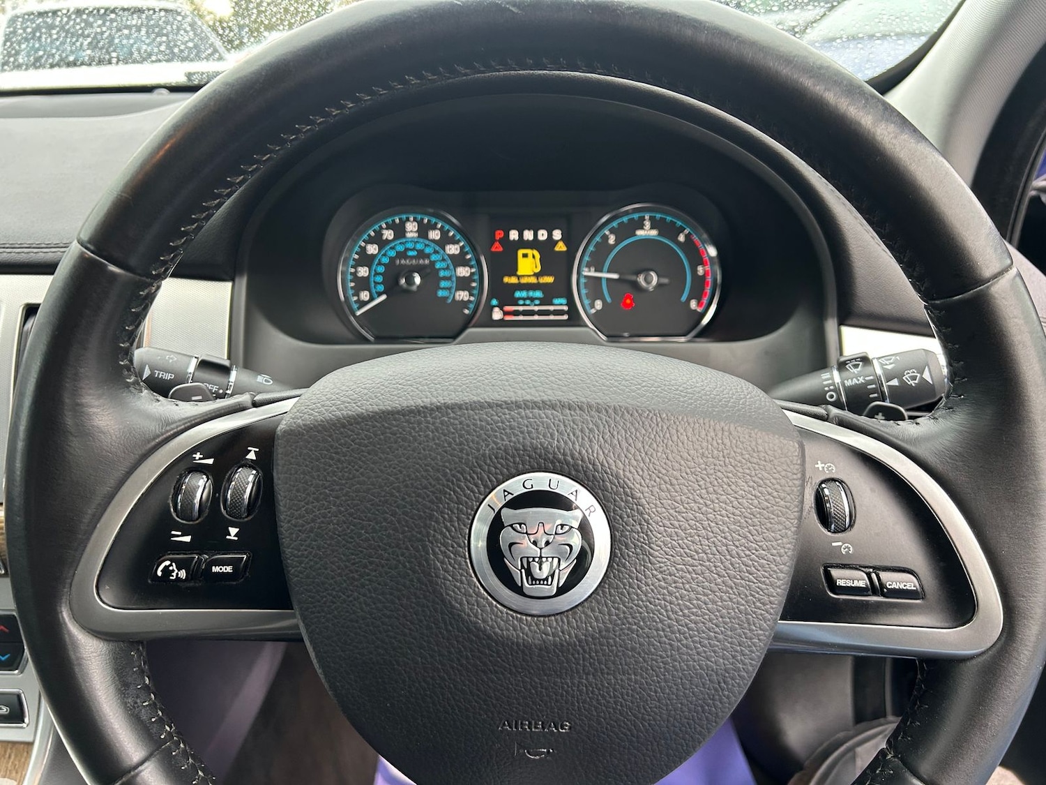 Used Jaguar XF 2012 for sale - 76614279: Photo 12