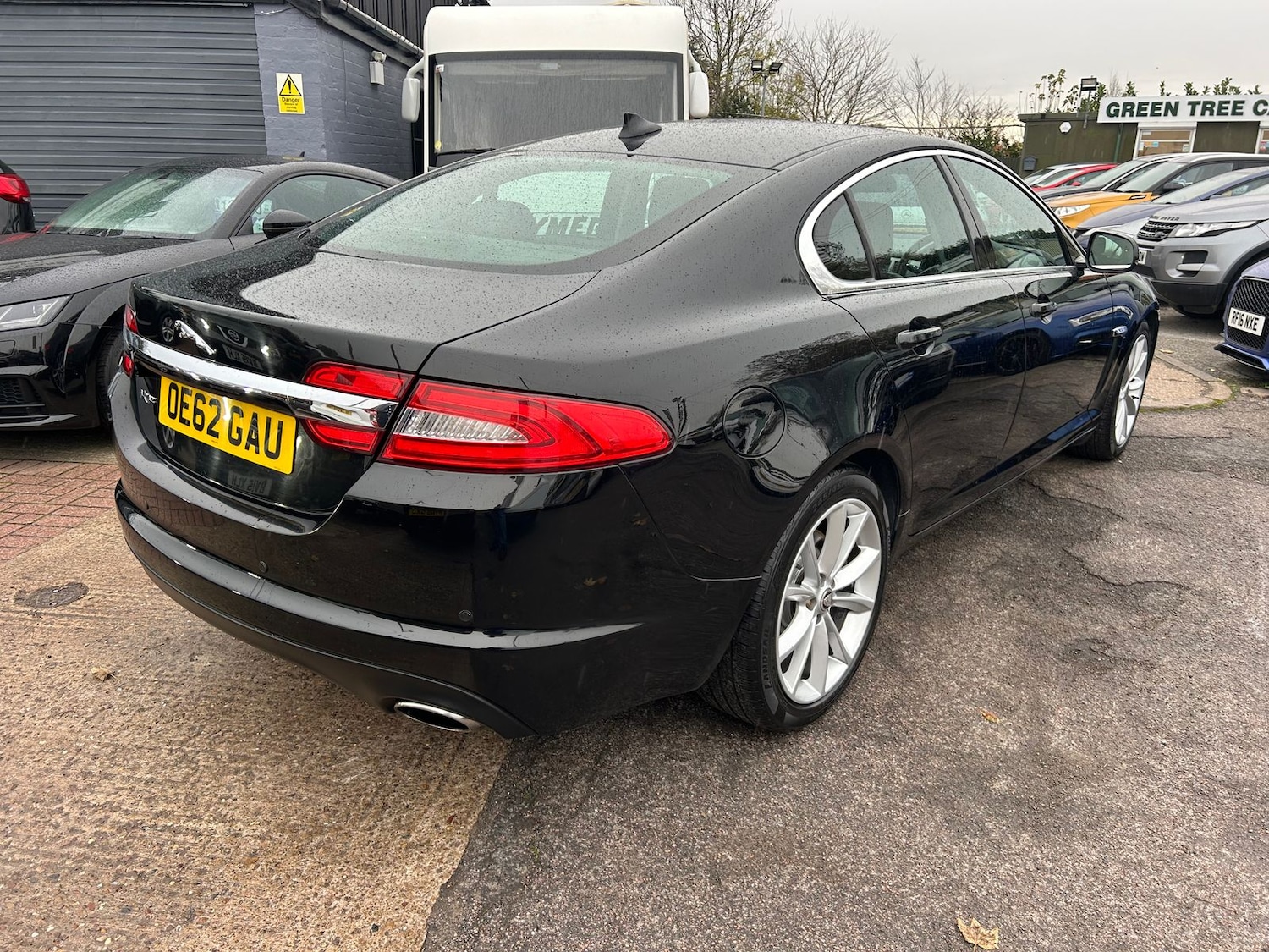Used Jaguar XF 2012 for sale - 76614279: Photo 4