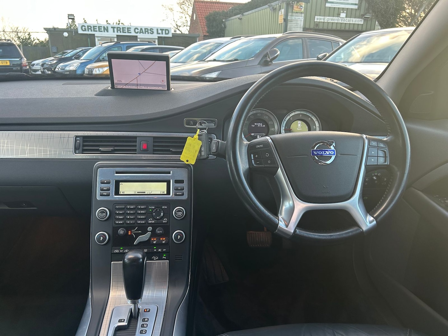 Used Volvo XC70 2011 for sale - 76901639: Photo 11