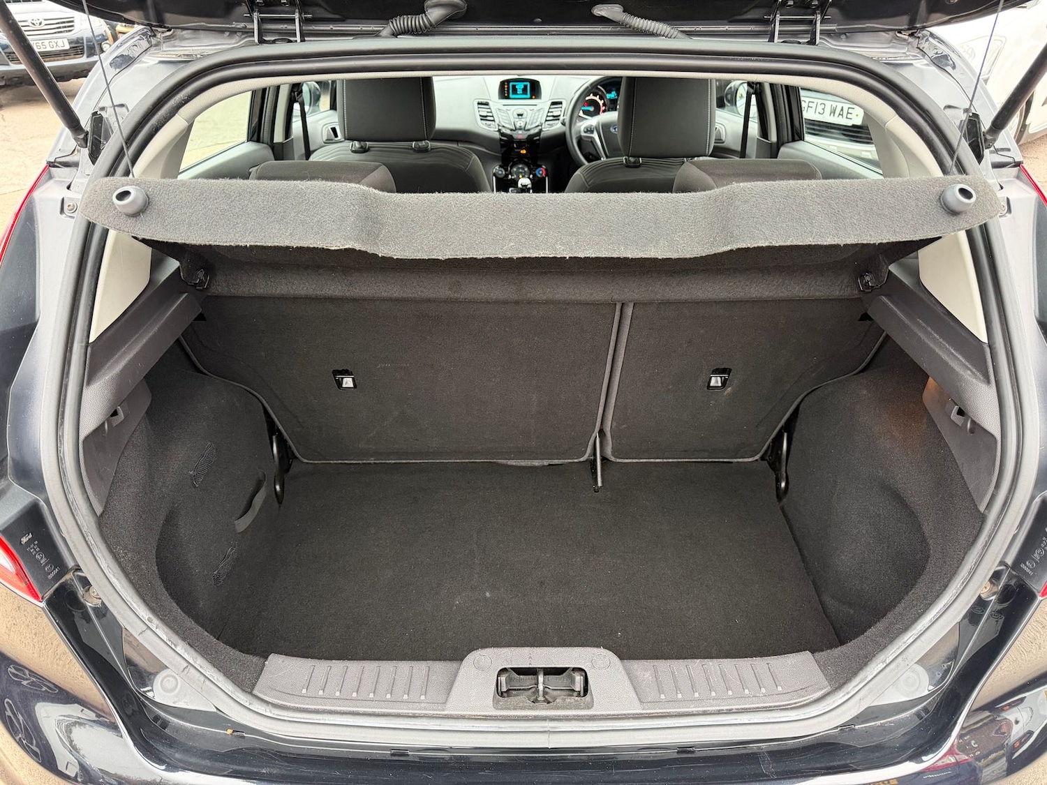 Used Ford Fiesta 2014 for sale - 77218909: Photo 11