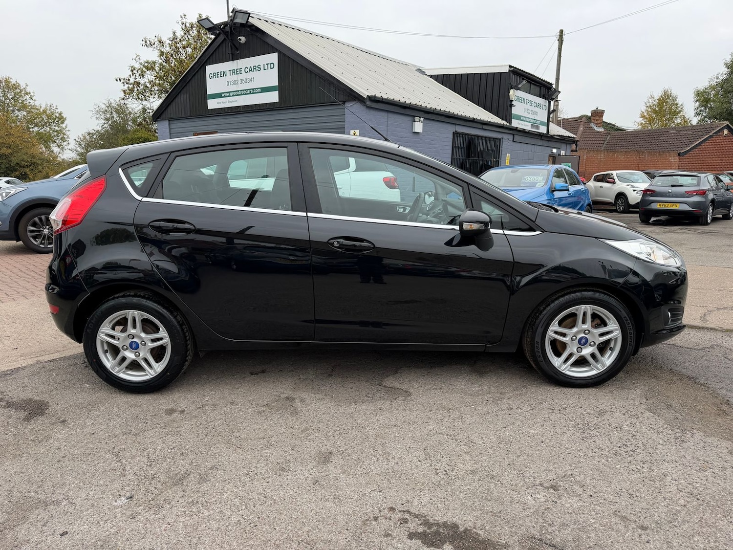 Used Ford Fiesta 2014 for sale - 77218909: Photo 5