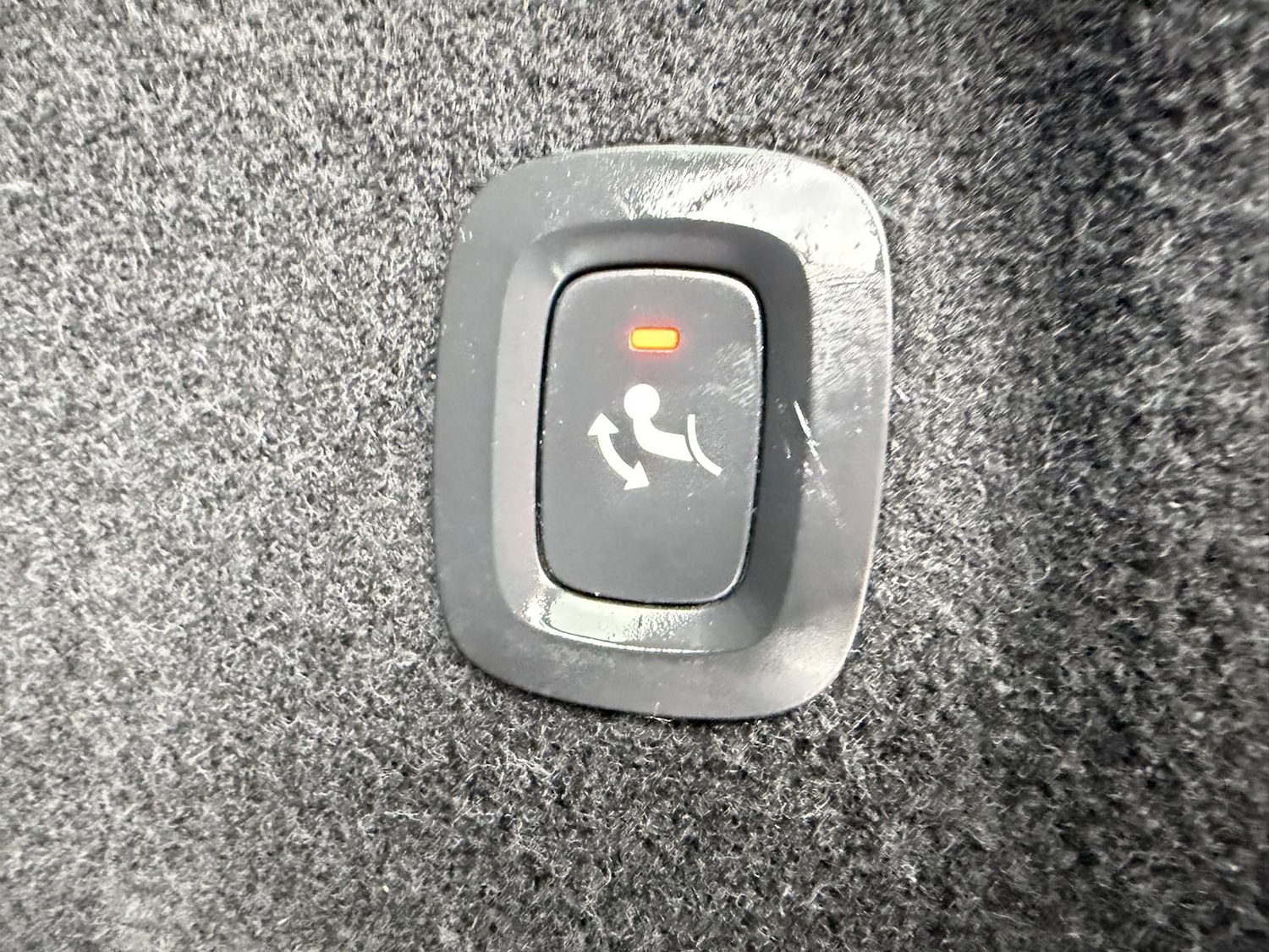 Used Volvo XC60 2019 for sale - 76327994: Photo 17