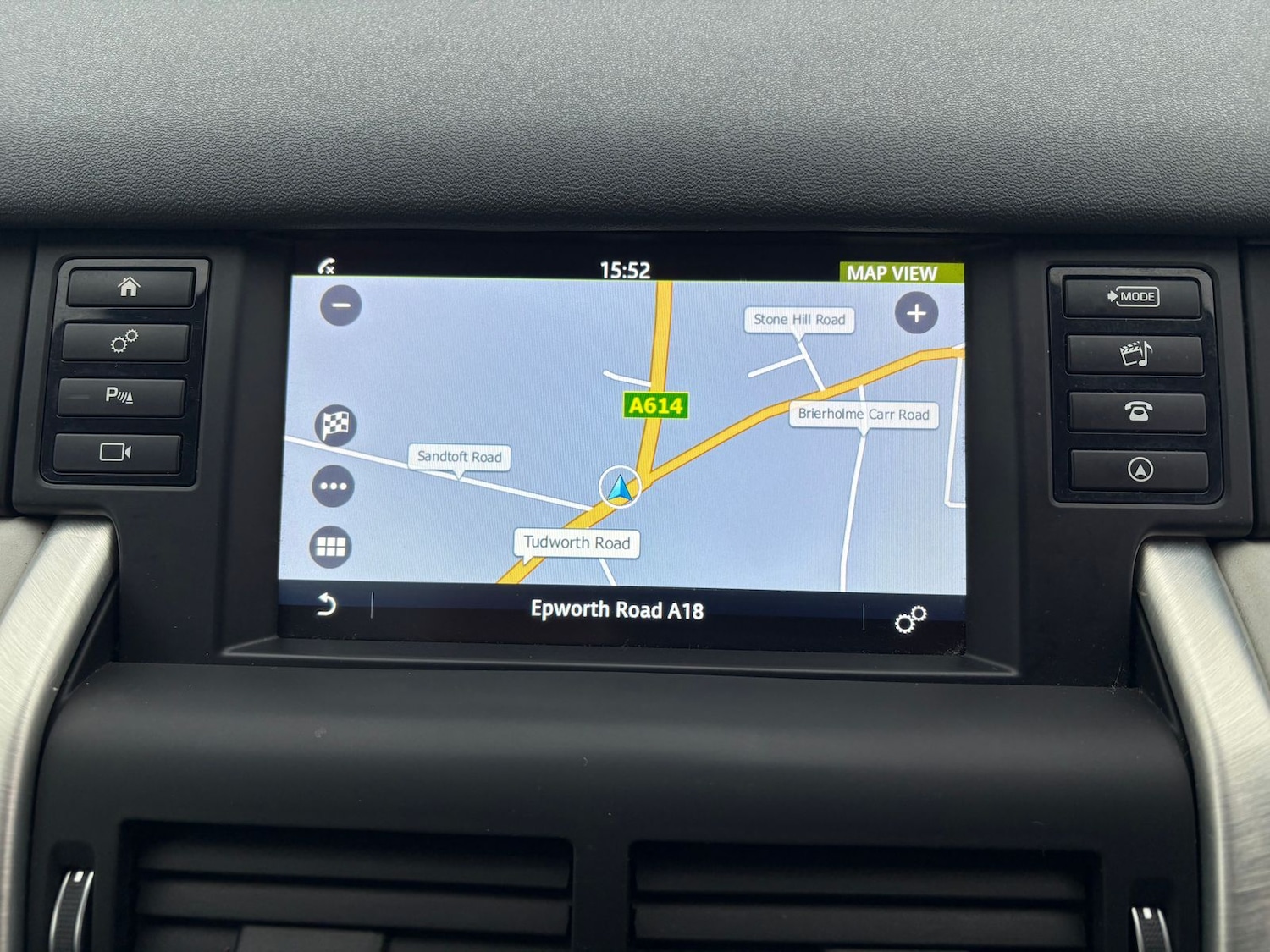 Used Land Rover Discovery Sport 2015 for sale - 77442732: Photo 10