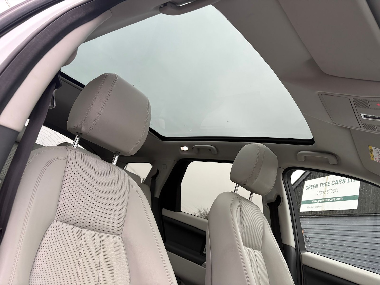 Used Land Rover Discovery Sport 2015 for sale - 77442732: Photo 14