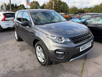 Used Land Rover Discovery Sport 2016 for sale - 79808997: Photo
