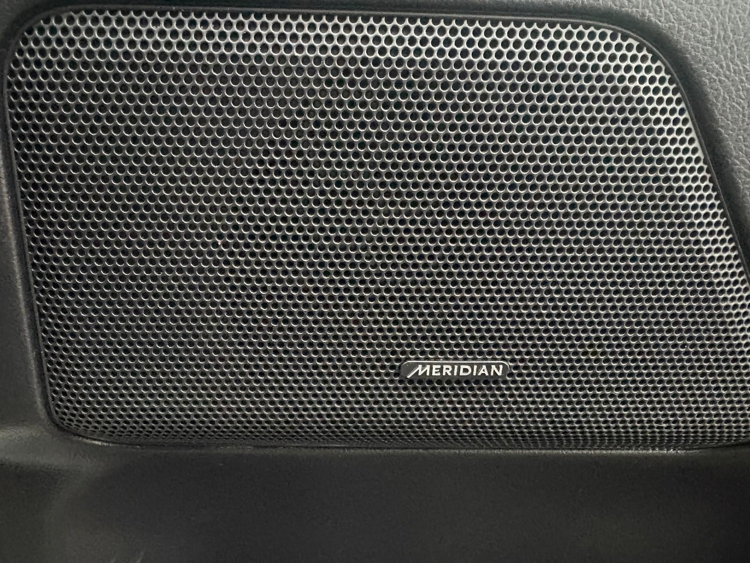 Used Land Rover Freelander 2013 for sale - 77660503: Photo 11