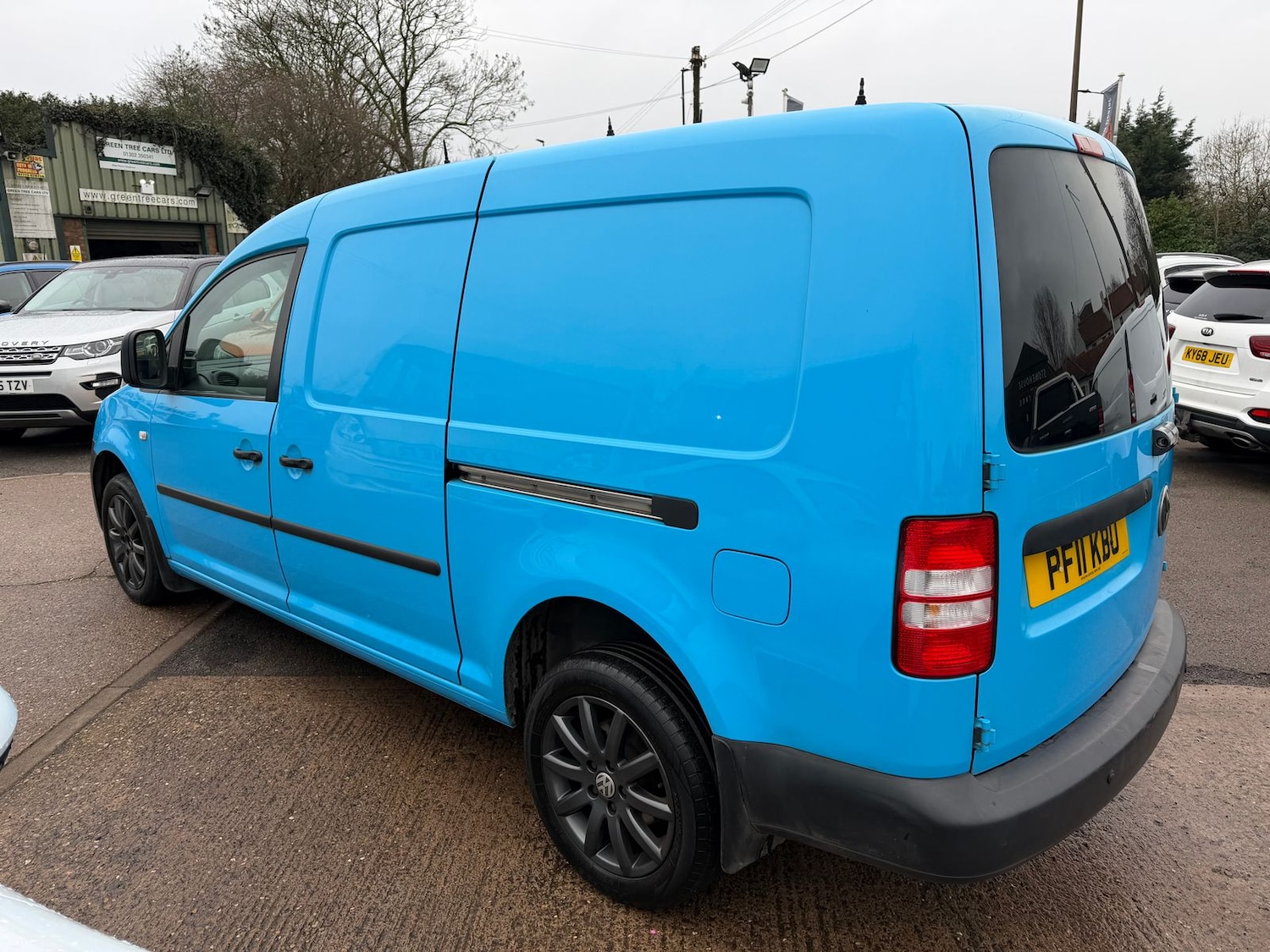 Used Volkswagen Caddy Maxi 2011 for sale - 77470998: Photo 8
