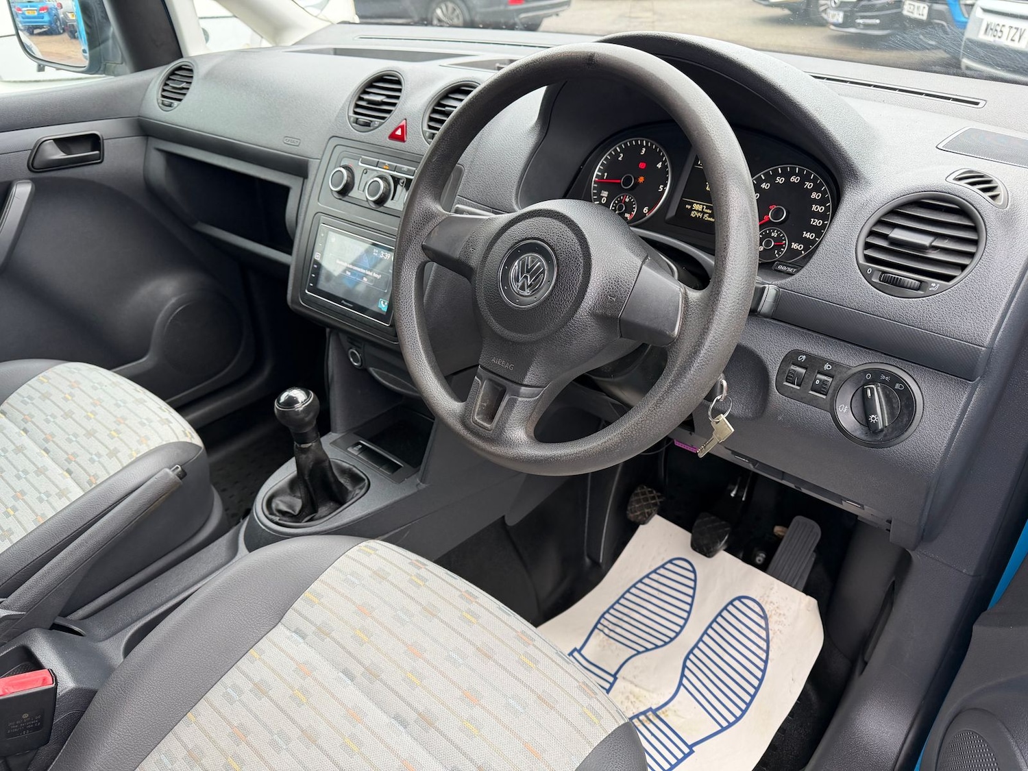 Used Volkswagen Caddy Maxi 2011 for sale - 77470998: Photo 9