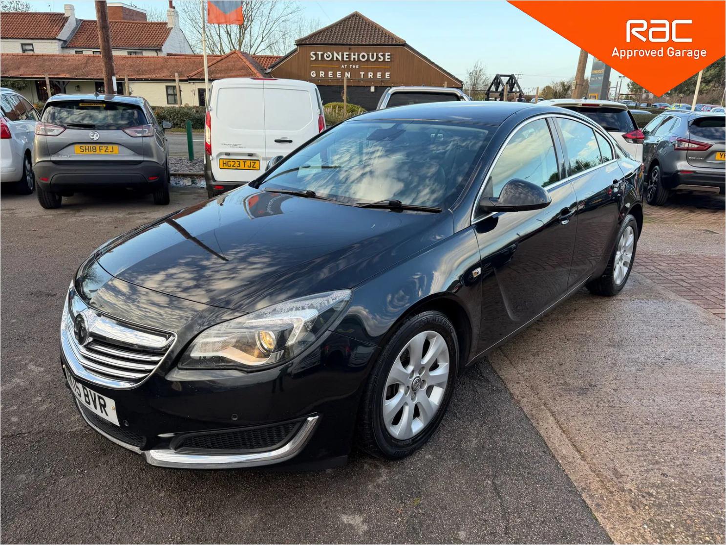 Used Vauxhall Insignia 2015 for sale - 76915207: Photo 1