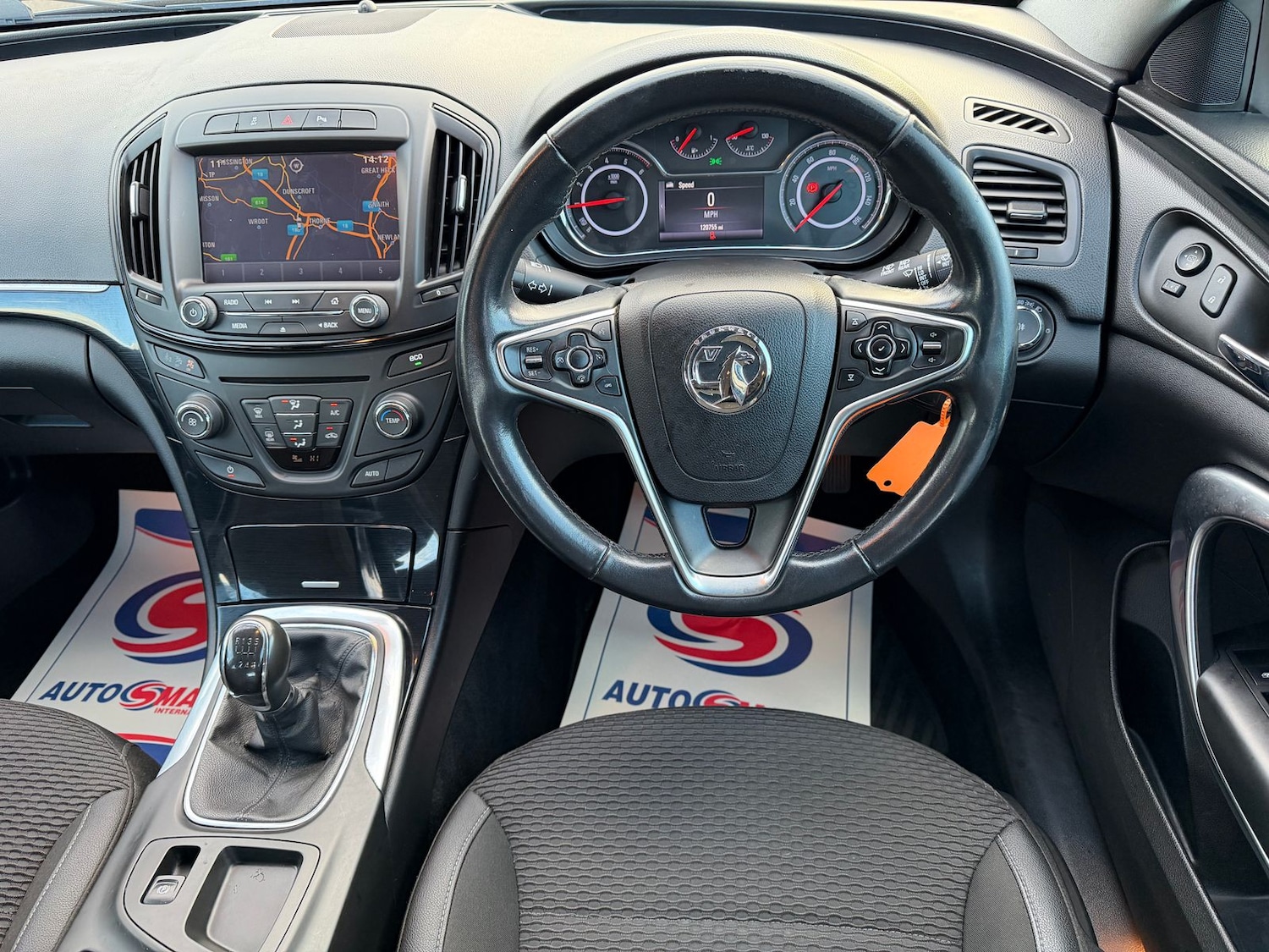 Used Vauxhall Insignia 2015 for sale - 76915207: Photo 12