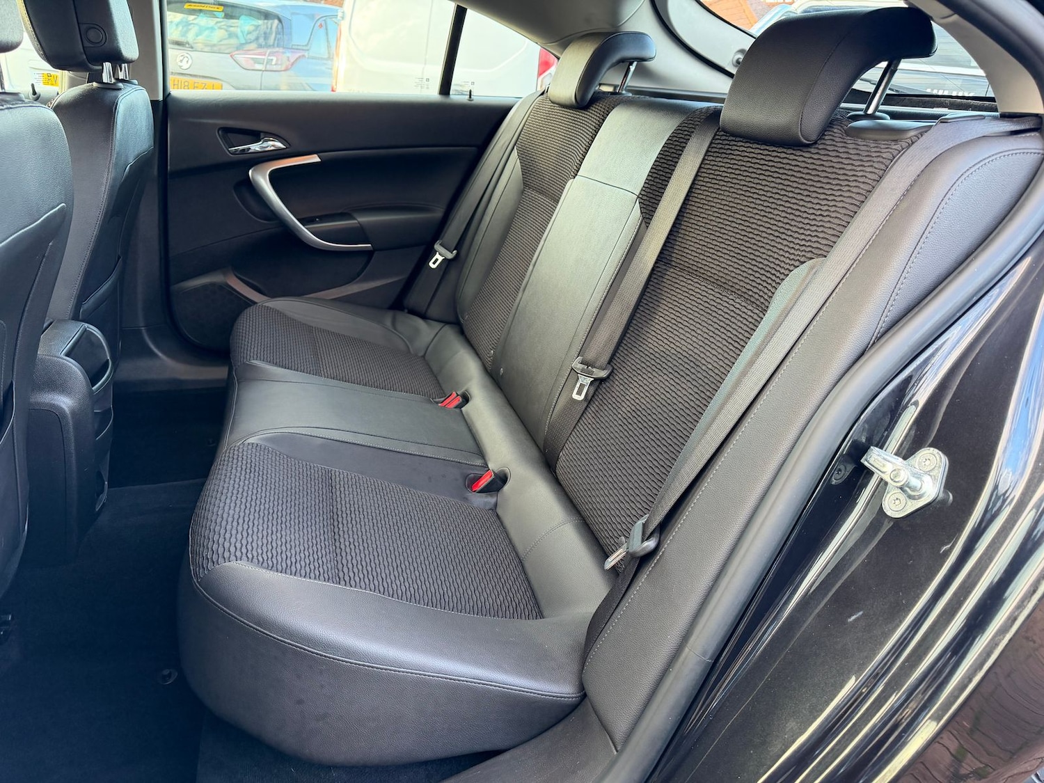 Used Vauxhall Insignia 2015 for sale - 76915207: Photo 13