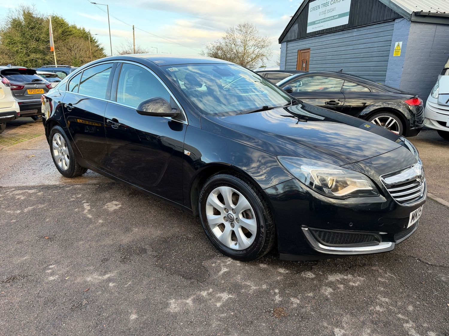 Used Vauxhall Insignia 2015 for sale - 76915207: Photo 3