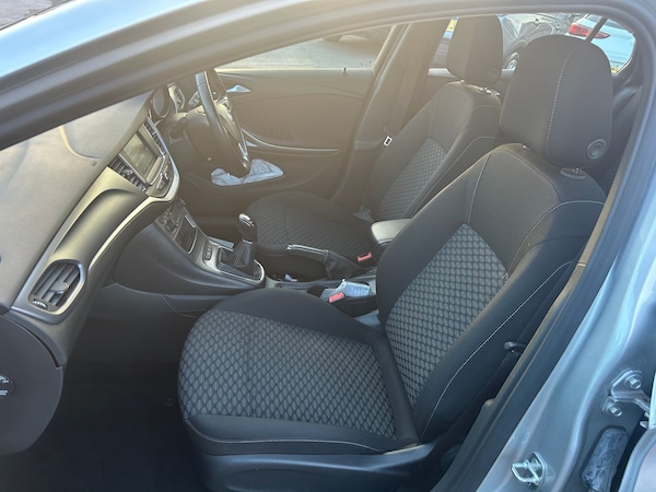 Used Vauxhall Astra 2022 for sale - 76229366: Photo 8