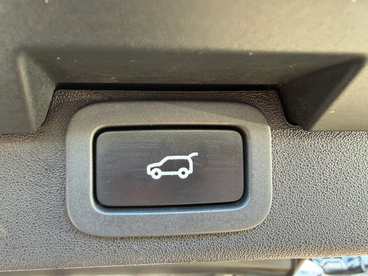 Used Land Rover Discovery 2018 for sale - 77618453: Photo 17