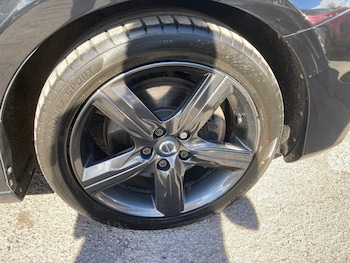 Used Volvo V40 2017 for sale - 78968249: Photo