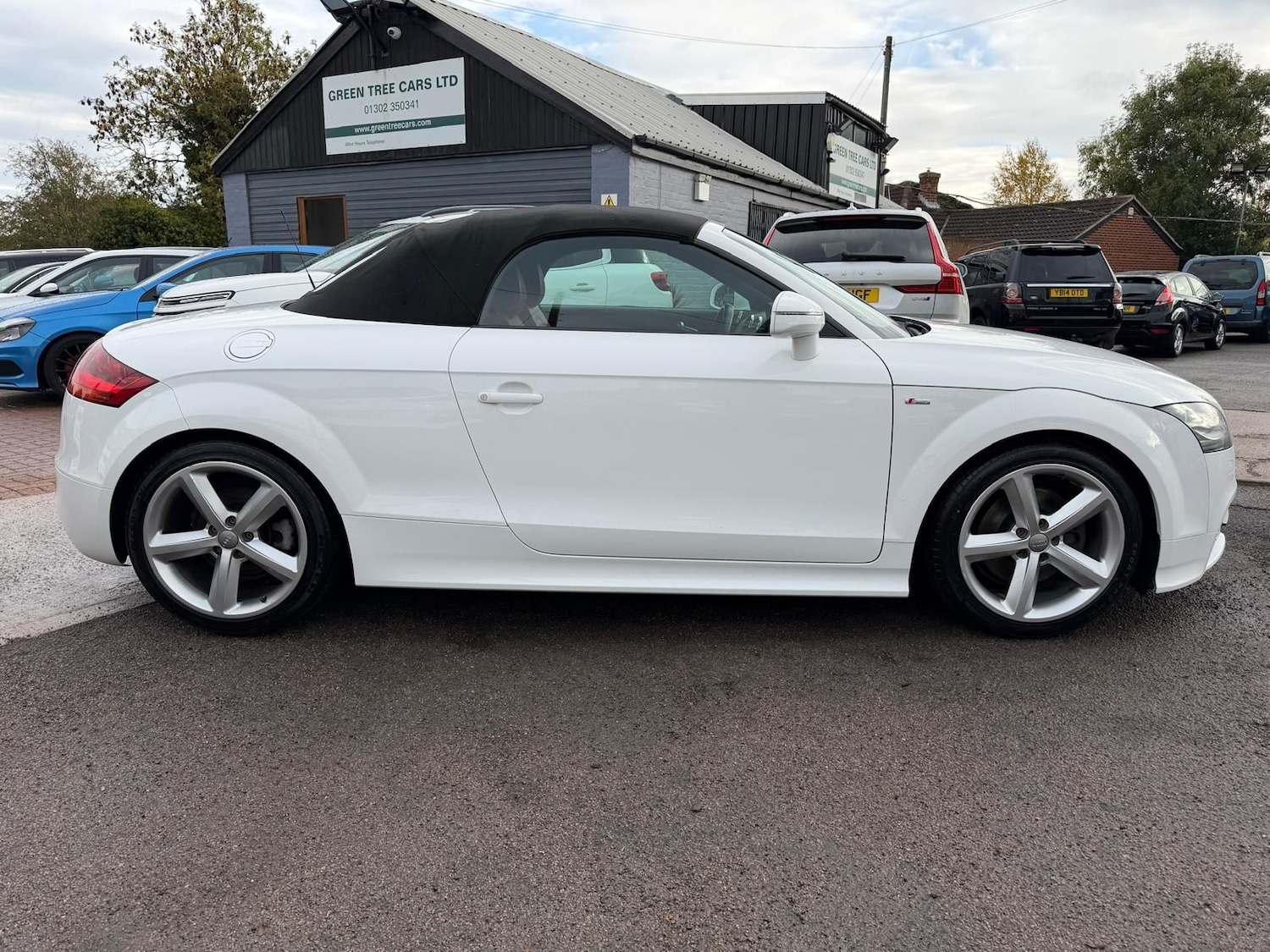 Used Audi TT 2011 for sale - 76350680: Photo 8