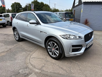 Used Jaguar F-Pace 2019 for sale - 79331856: Photo