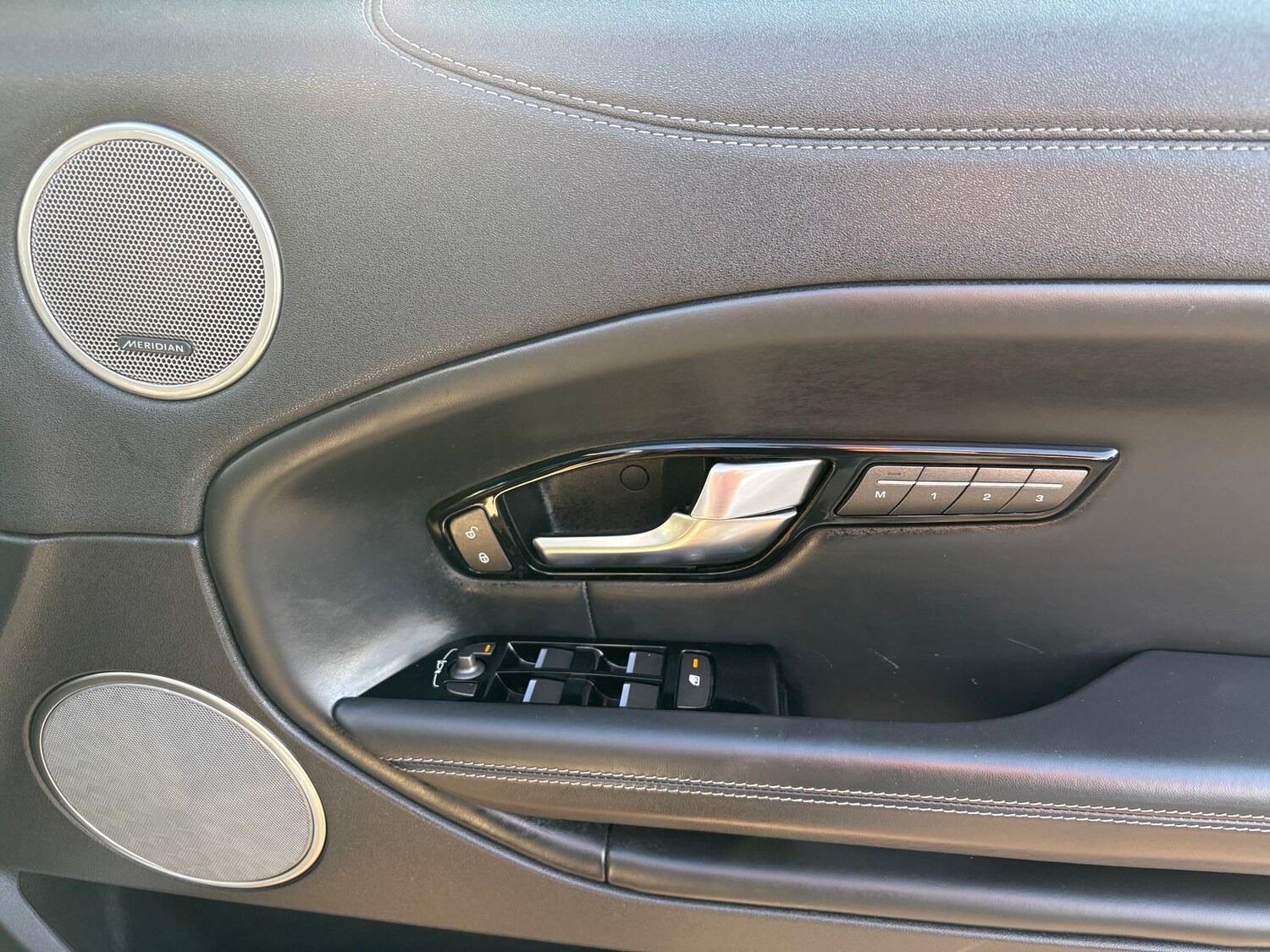 Used Land Rover Range Rover Evoque 2017 for sale - 77942297: Photo 17