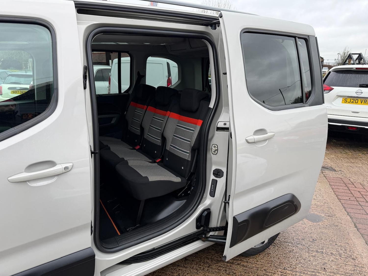 Used Citroen Berlingo 2018 for sale - 77281192: Photo 11
