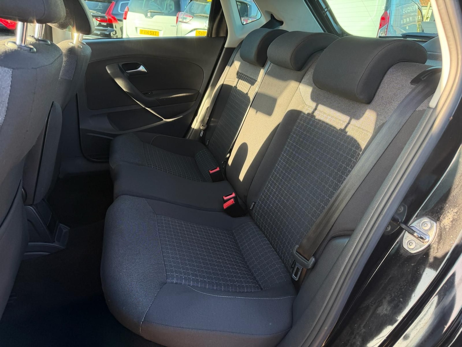 Used Volkswagen Polo 2015 for sale - 76736830: Photo 13