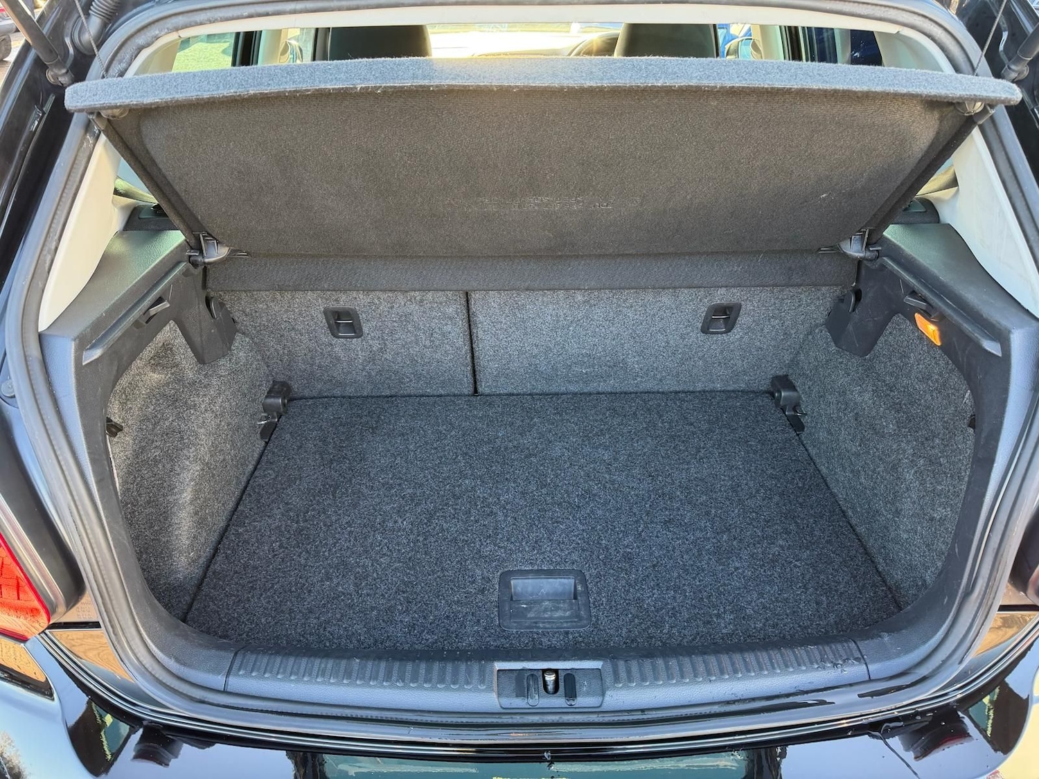 Used Volkswagen Polo 2015 for sale - 76736830: Photo 14