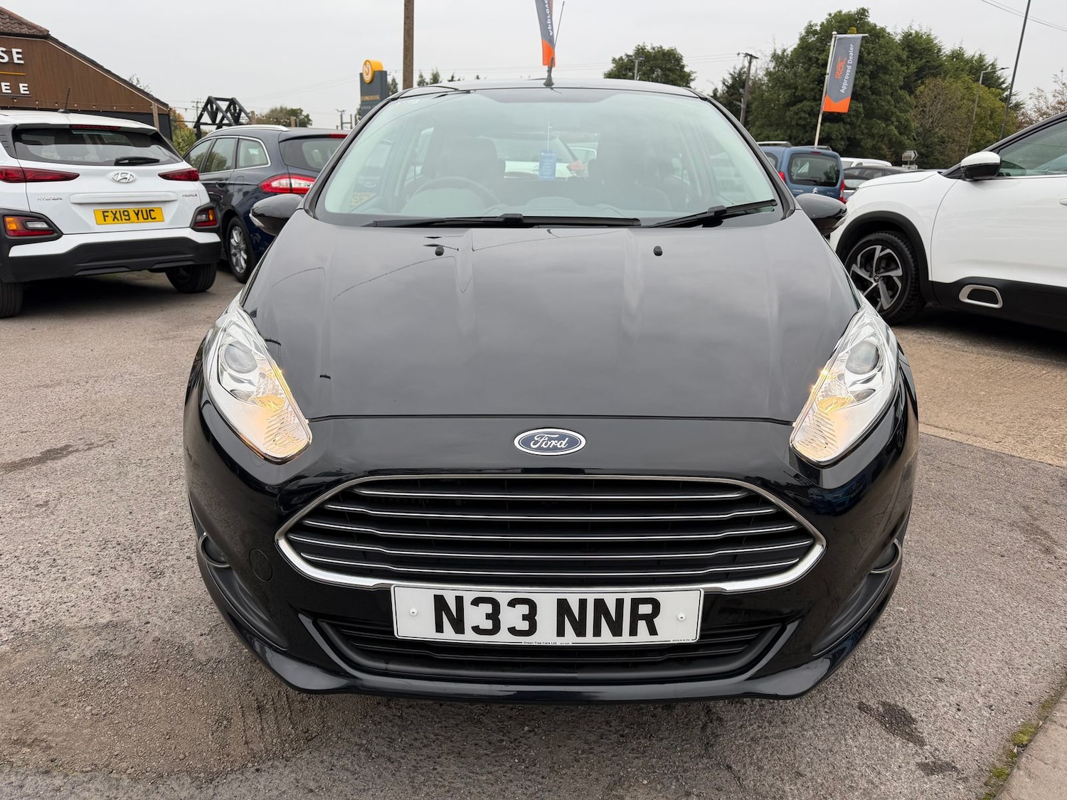 Used Ford Fiesta 2014 for sale - 77051014: Photo 2