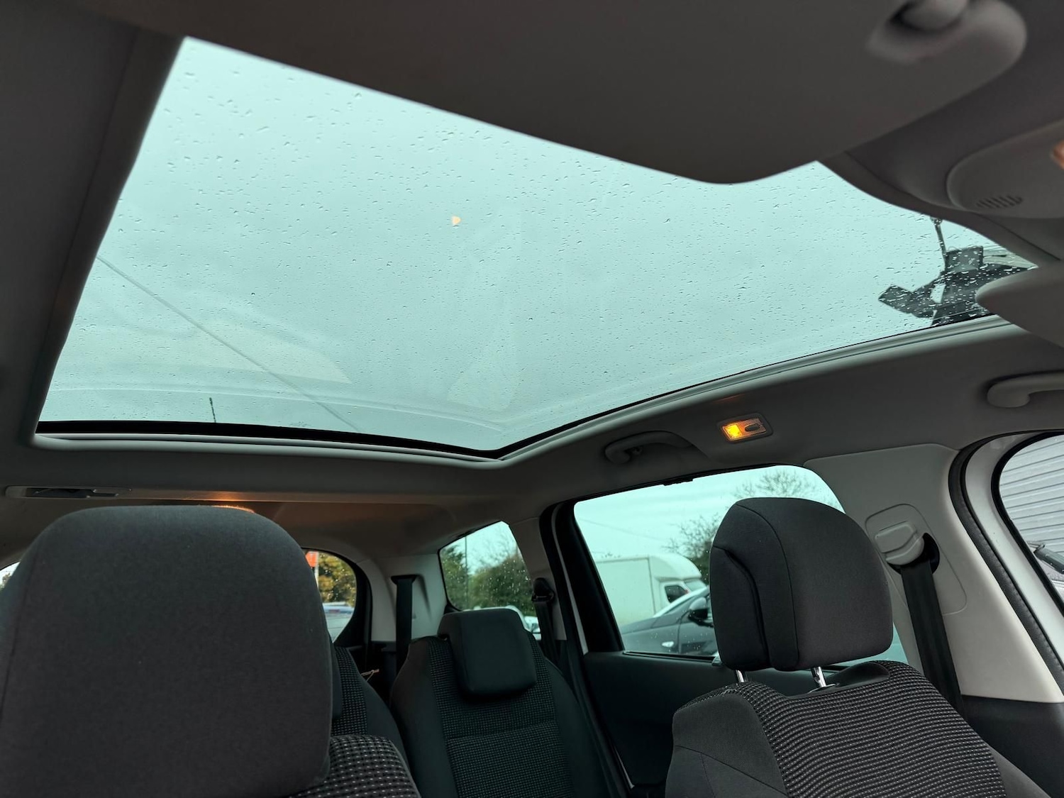 Used Peugeot 5008 2014 for sale - 76563599: Photo 13