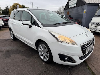 Used Peugeot 5008 2014 for sale - 76563599: Photo