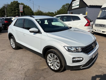 Used Volkswagen T-Roc 2018 for sale - 79170849: Photo