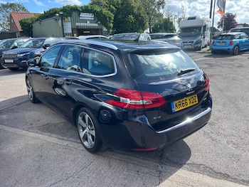 Used Peugeot 308 2016 for sale - 78590862: Photo