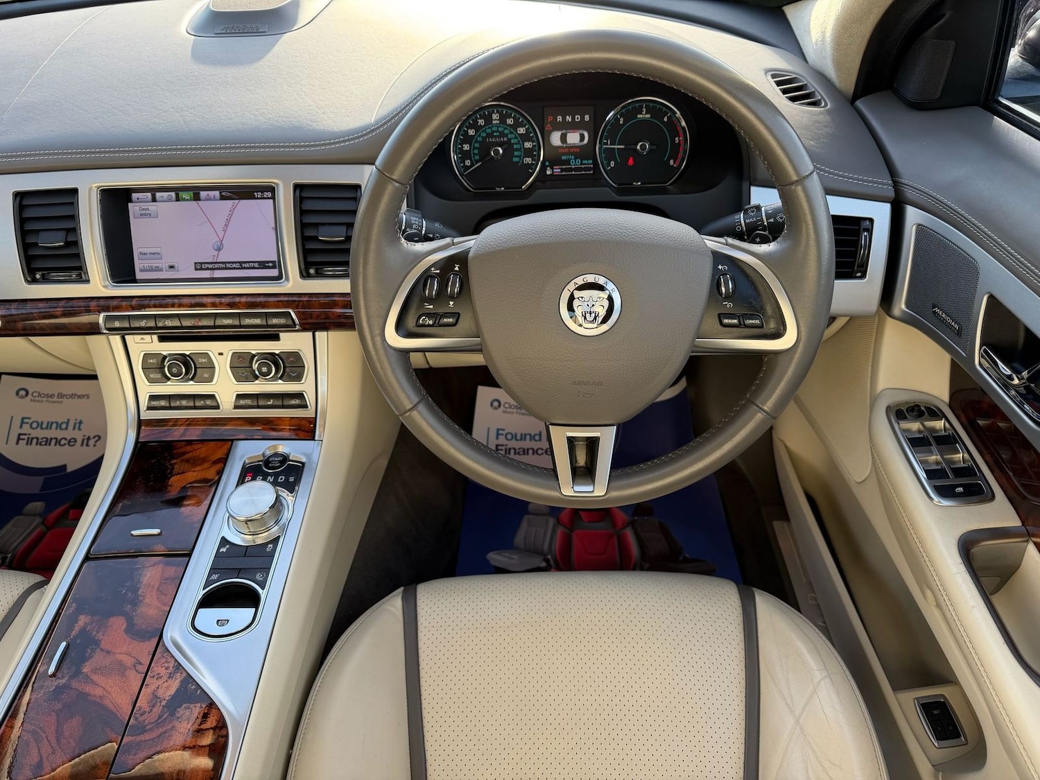 Used Jaguar XF 2012 for sale - 76736824: Photo 11