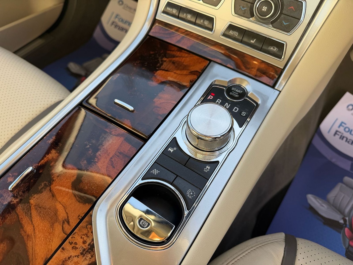 Used Jaguar XF 2012 for sale - 76736824: Photo 15