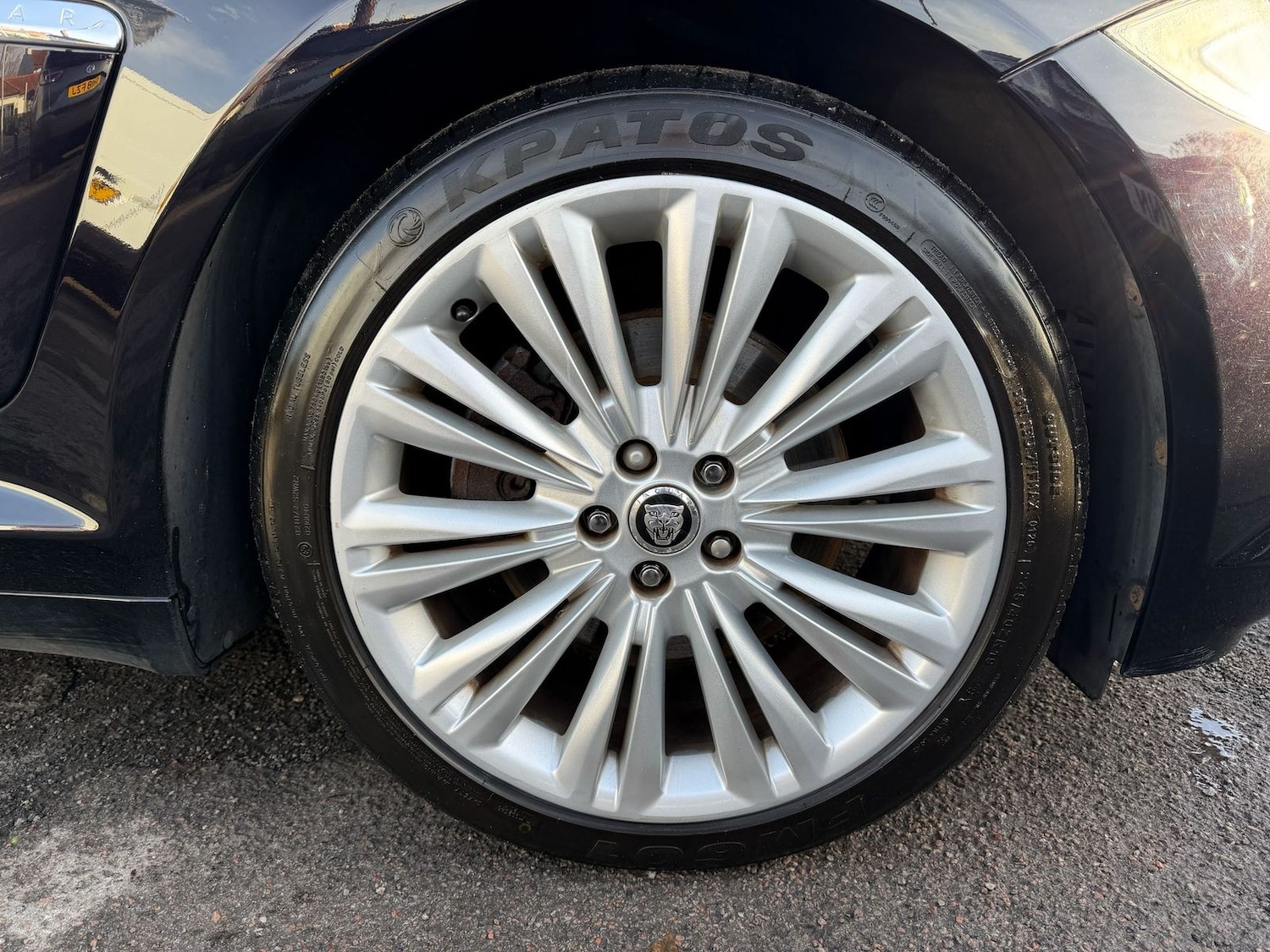 Used Jaguar XF 2012 for sale - 76736824: Photo 8