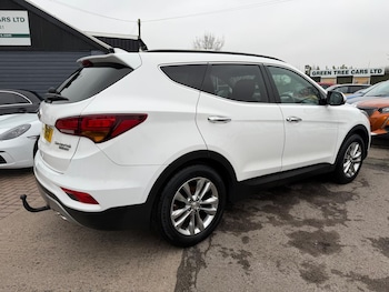 Used Hyundai Santa Fe 2016 for sale - 77442737: Photo