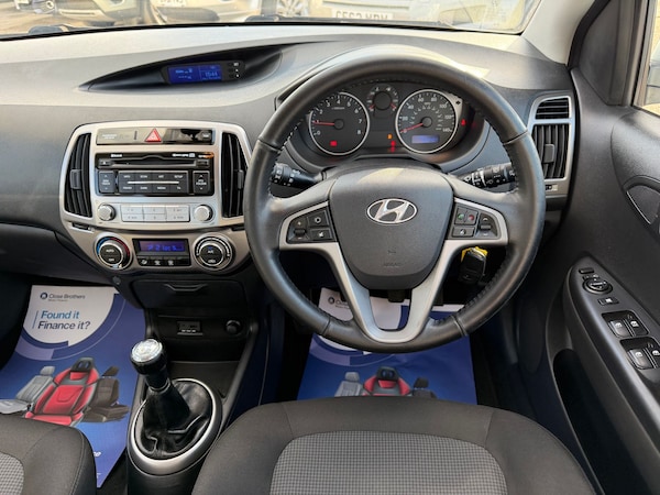 Used Hyundai i20 2013 for sale - 76190896: Photo 11
