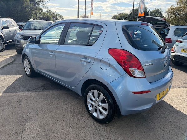 Used Hyundai i20 2013 for sale - 76190896: Photo 8