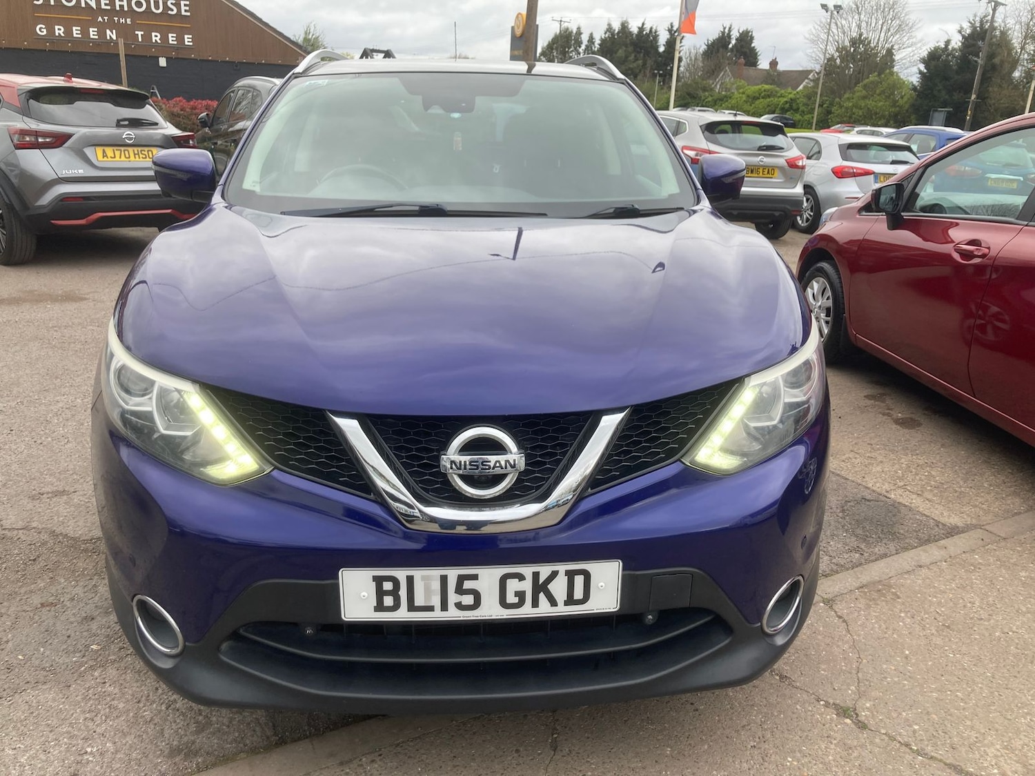 Used Nissan Qashqai 2015 for sale - 78149993: Photo 2