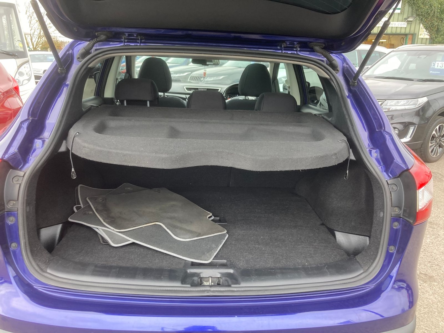 Used Nissan Qashqai 2015 for sale - 78149993: Photo 9