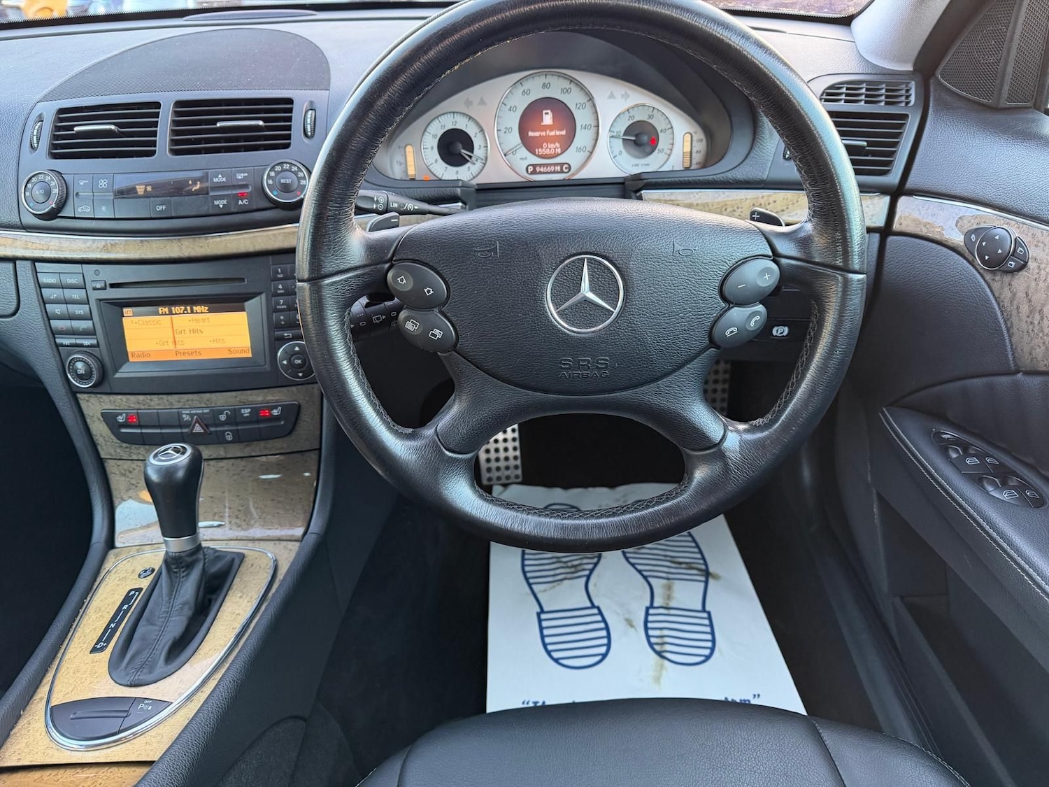 Used Mercedes-Benz E Class 2009 for sale - 76614285: Photo 10