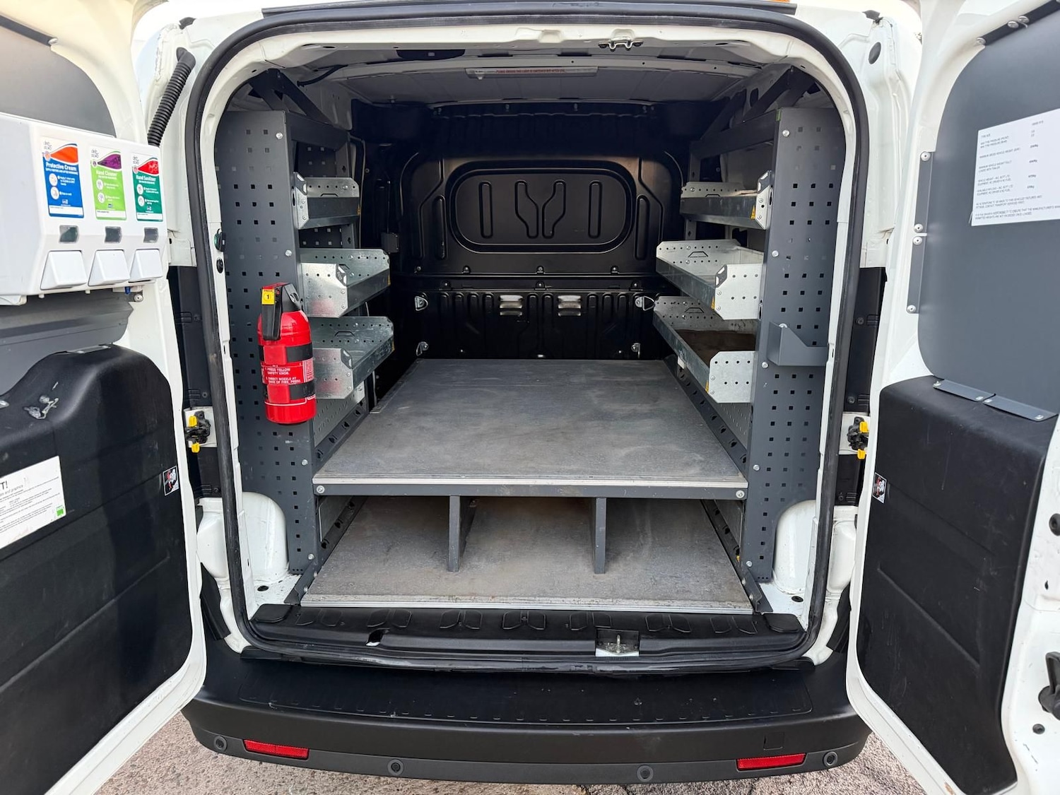 Used Fiat Doblo 2017 for sale - 76648135: Photo 9