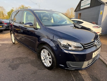 Used Volkswagen Touran 2013 for sale - 77365623: Photo
