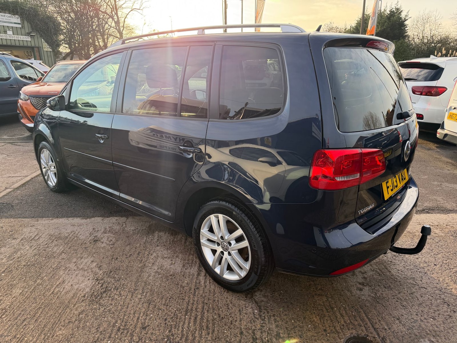 Used Volkswagen Touran 2013 for sale - 77365623: Photo 8