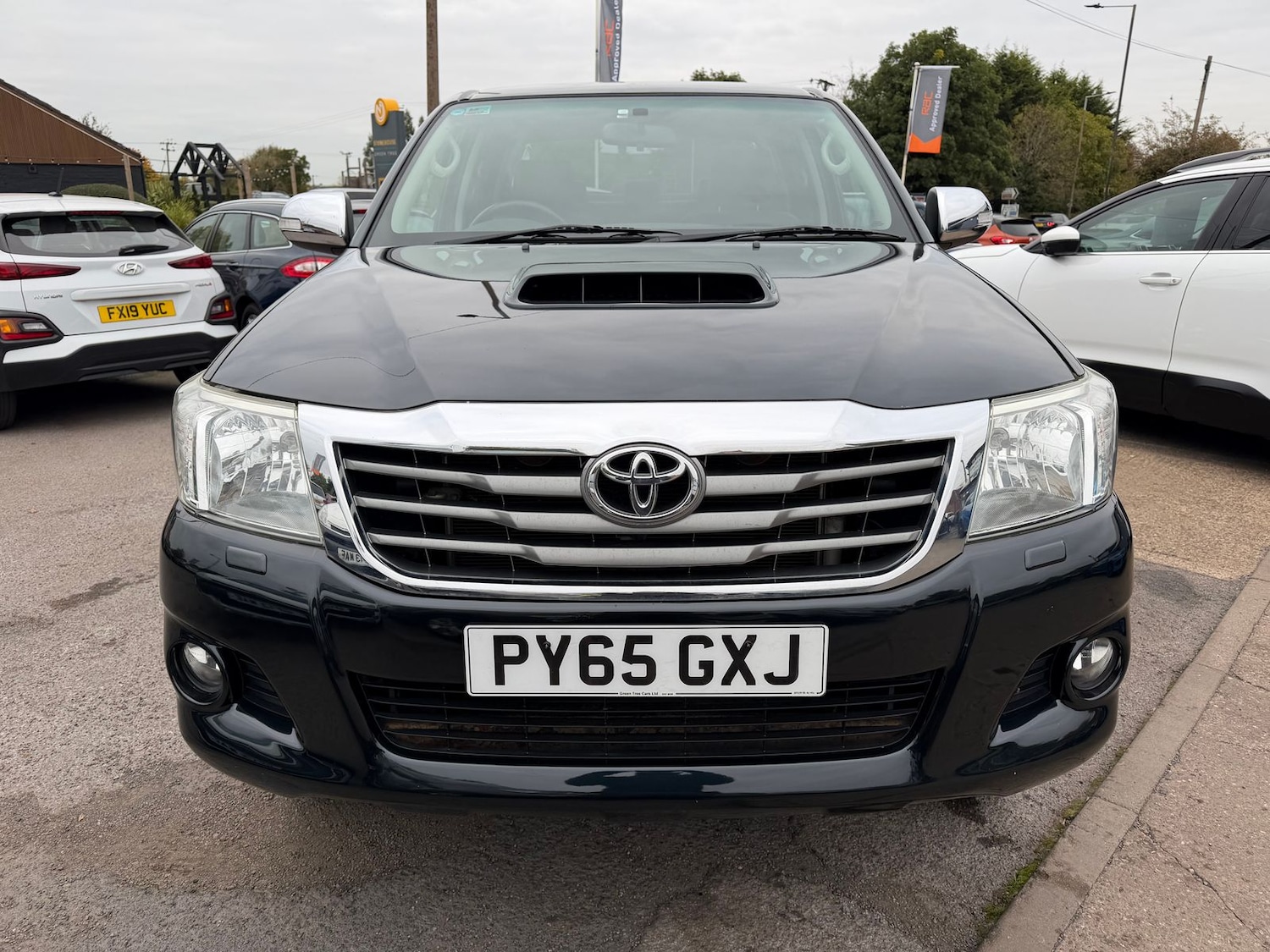 Used Toyota Hilux 2016 for sale - 76310080: Photo 2
