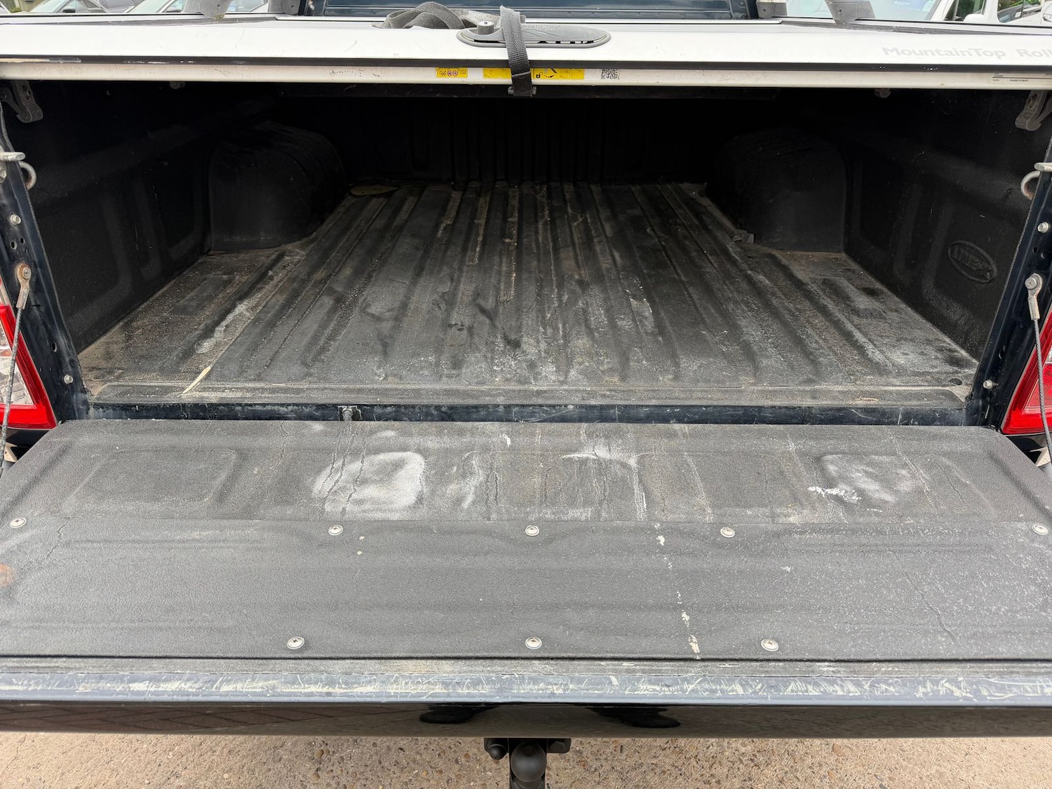 Used Toyota Hilux 2016 for sale - 76310080: Photo 9