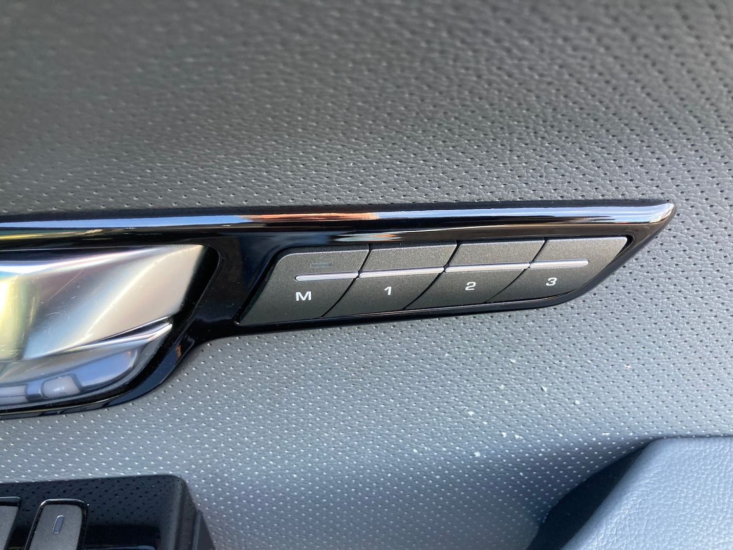 Used Land Rover Range Rover Evoque 2012 for sale - 77393029: Photo 15