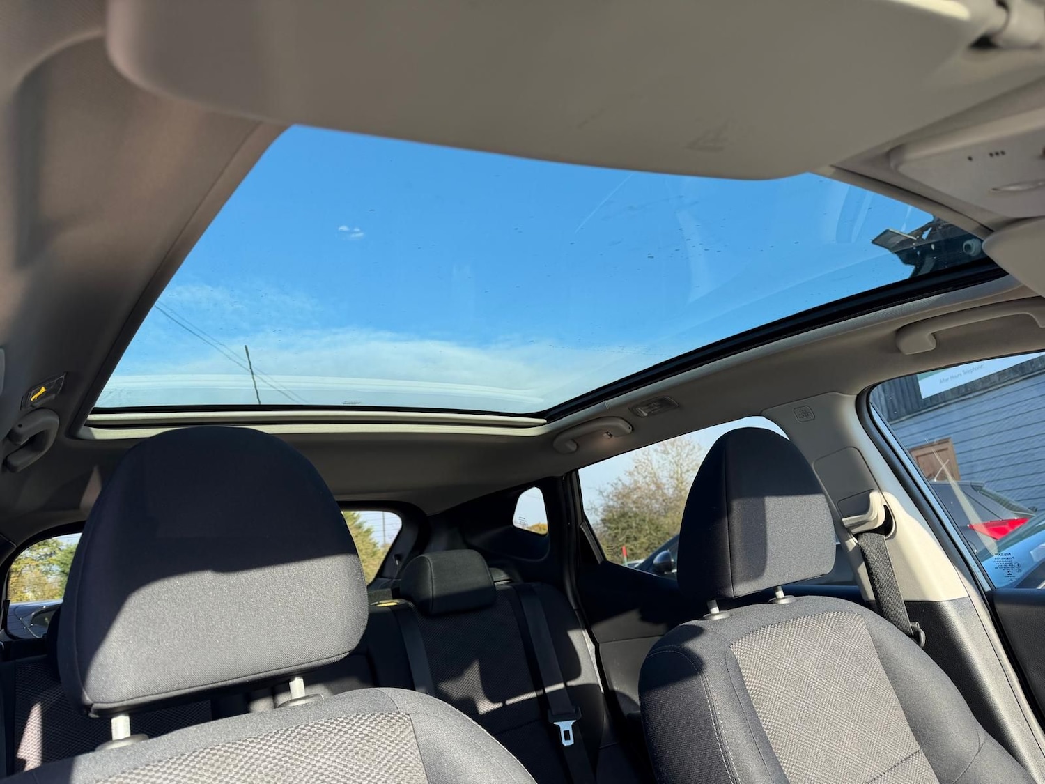 Used Nissan Qashqai 2015 for sale - 76614276: Photo 14