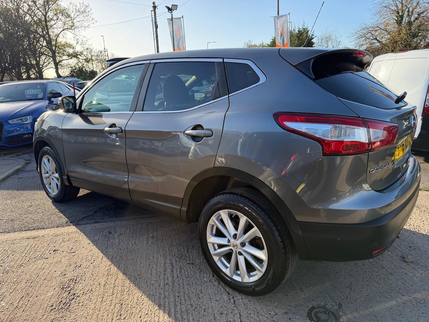 Used Nissan Qashqai 2015 for sale - 76614276: Photo 3