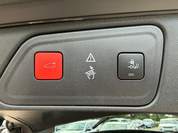 Used Peugeot 3008 2019 for sale - 76229369: Photo 14