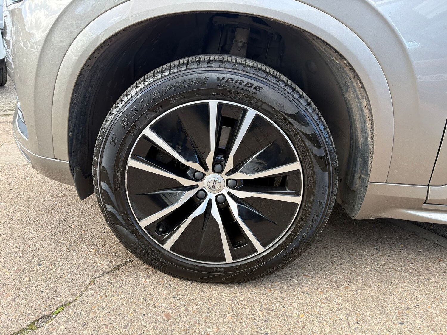 Used Volvo XC90 2020 for sale - 78022641: Photo 8